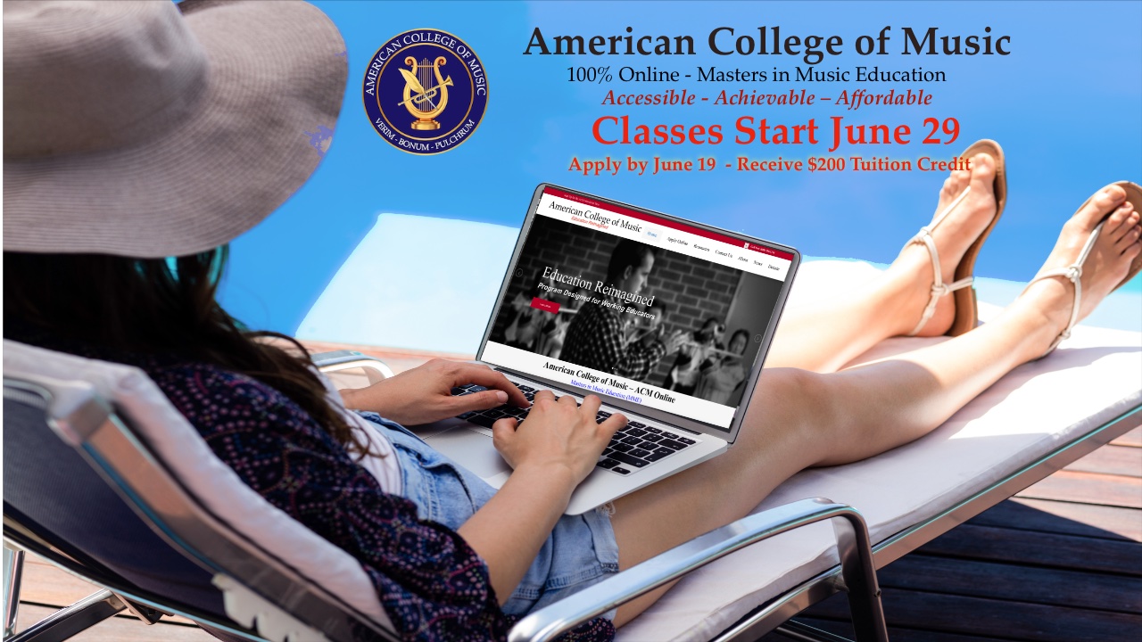 Caucasian,Young,Woman,Video,Conferencing,With,Colleagues,Through,Laptop,On